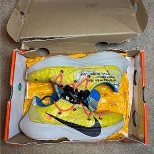 Size 8.5 - Nike Off White Vapor Street Running Shoes